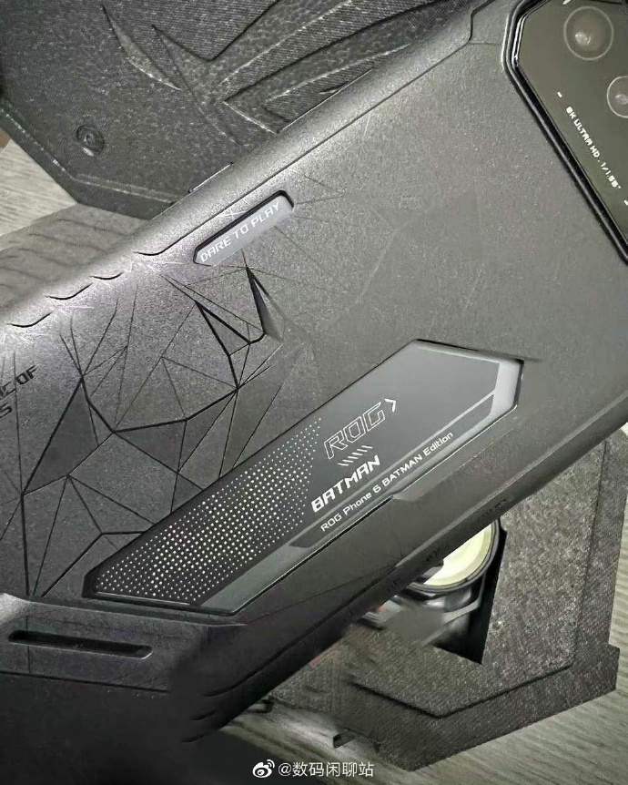ROG×蝙蝠侠深度联名新机今日发布：搭载天玑9000+满血灰烬版