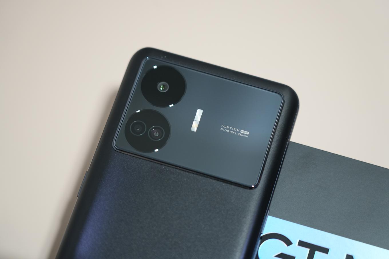 真我GT Neo5 SE评测：第二款骁龙7+Gen2手机 但处处更用心