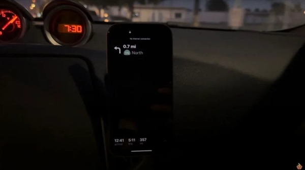 到底是iPhone 息屏显示也玩出了新高度