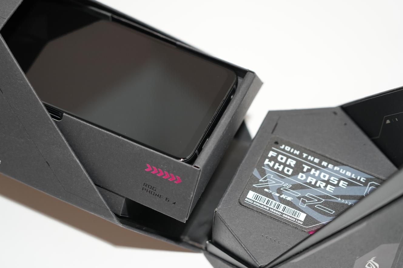 ROG6天玑至尊版评测：机身开天窗 我的散热就是刚