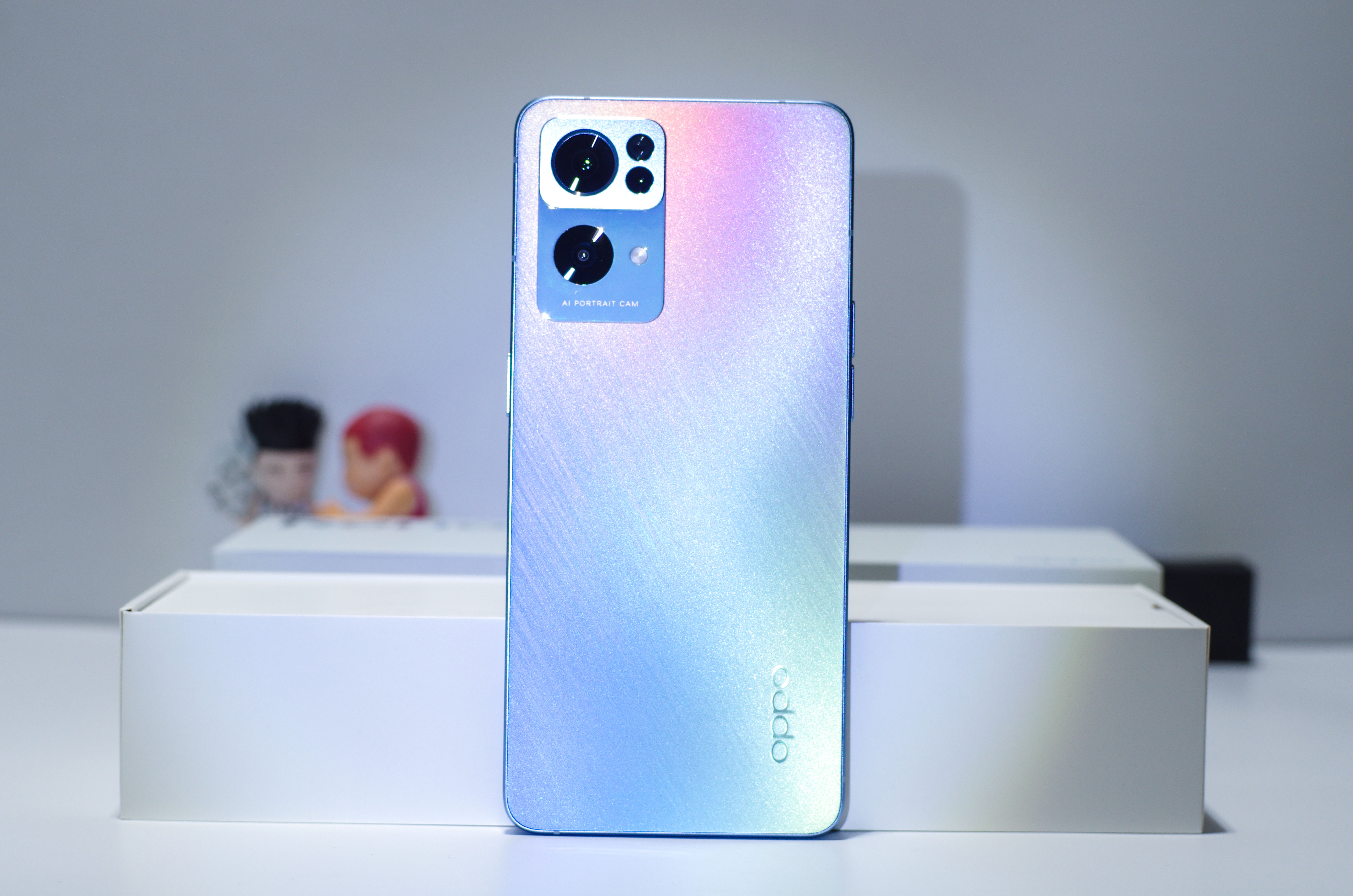 OPPO Reno7 Pro评测：焕然一新、收获芳心