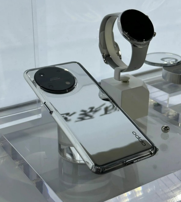 OPPO Find X6工程机曝光：后置镜头尺寸吓人