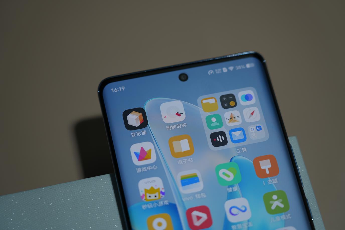 vivo S17 Pro评测：全新的东方美学 崭新的人像美颜