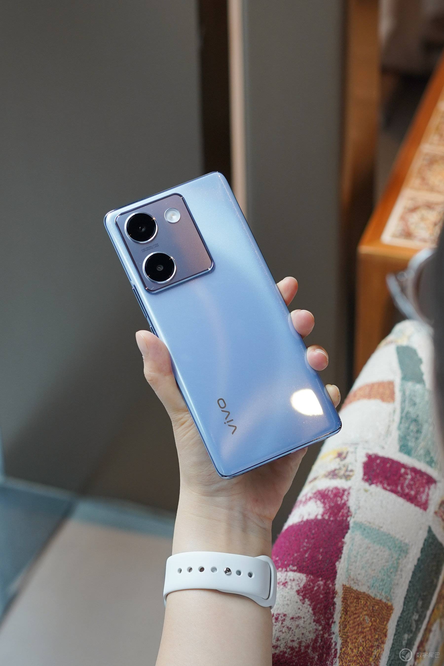 vivo Y100，一款不像千元机的千元机