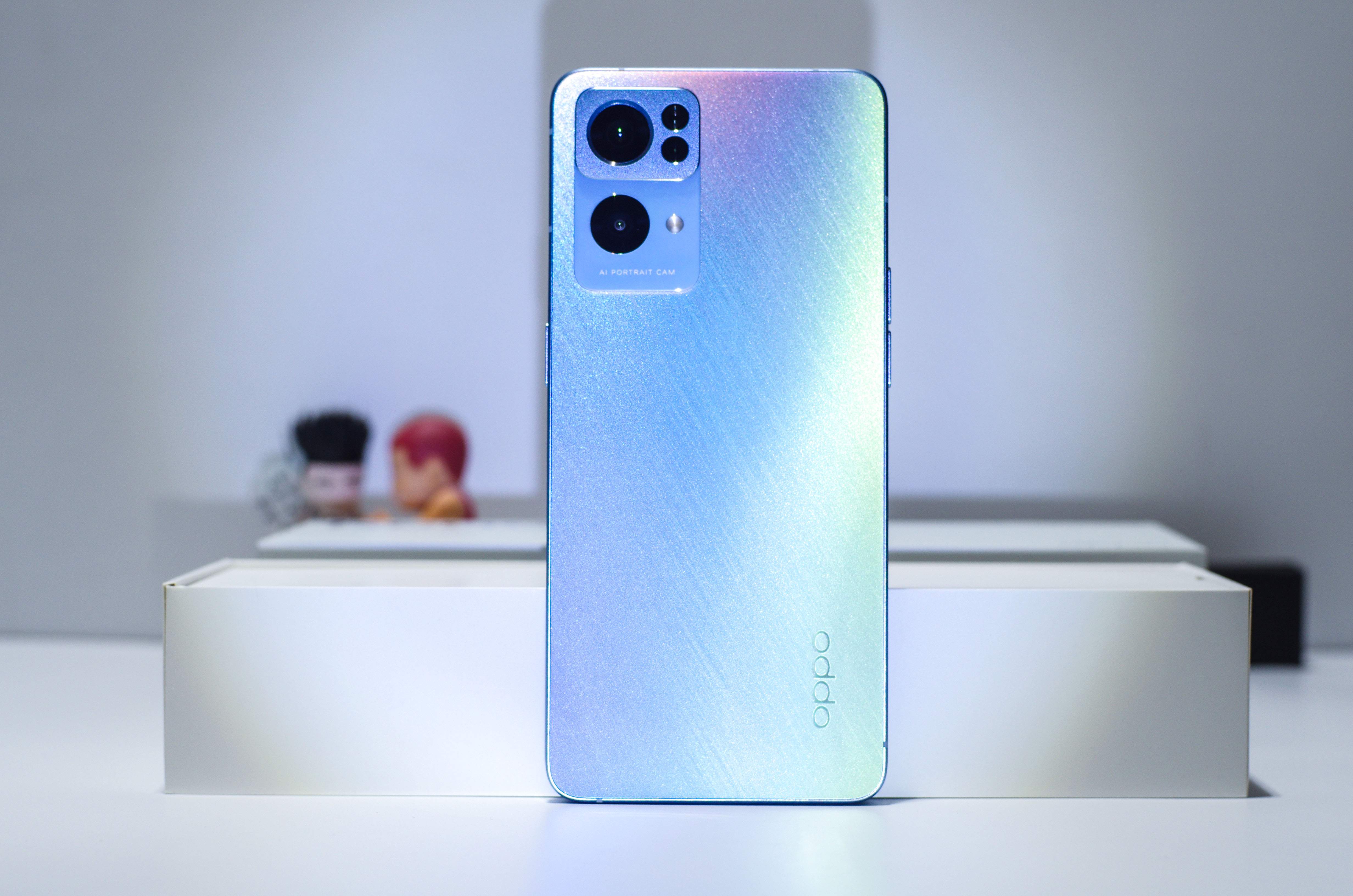 OPPO Reno7 Pro评测：焕然一新、收获芳心