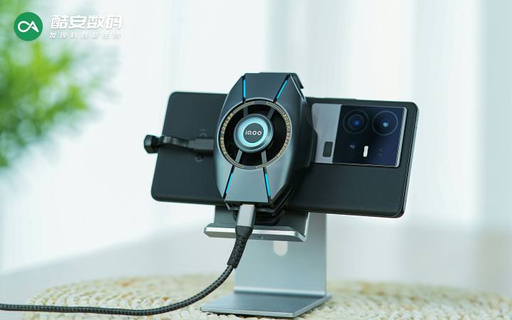 极摩客 K1 &amp; 极摩客 G1 · 图赏】