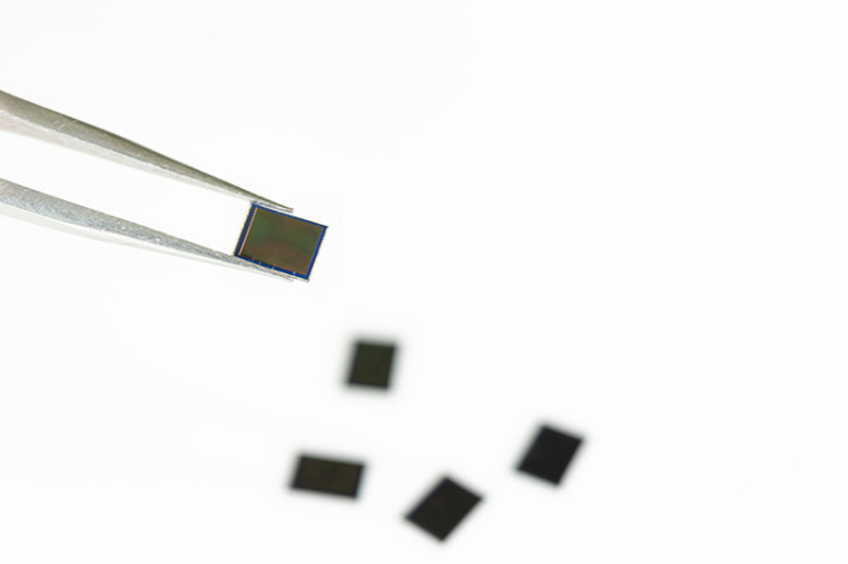 三星首款0.64µm传感器发布：5000万像素
