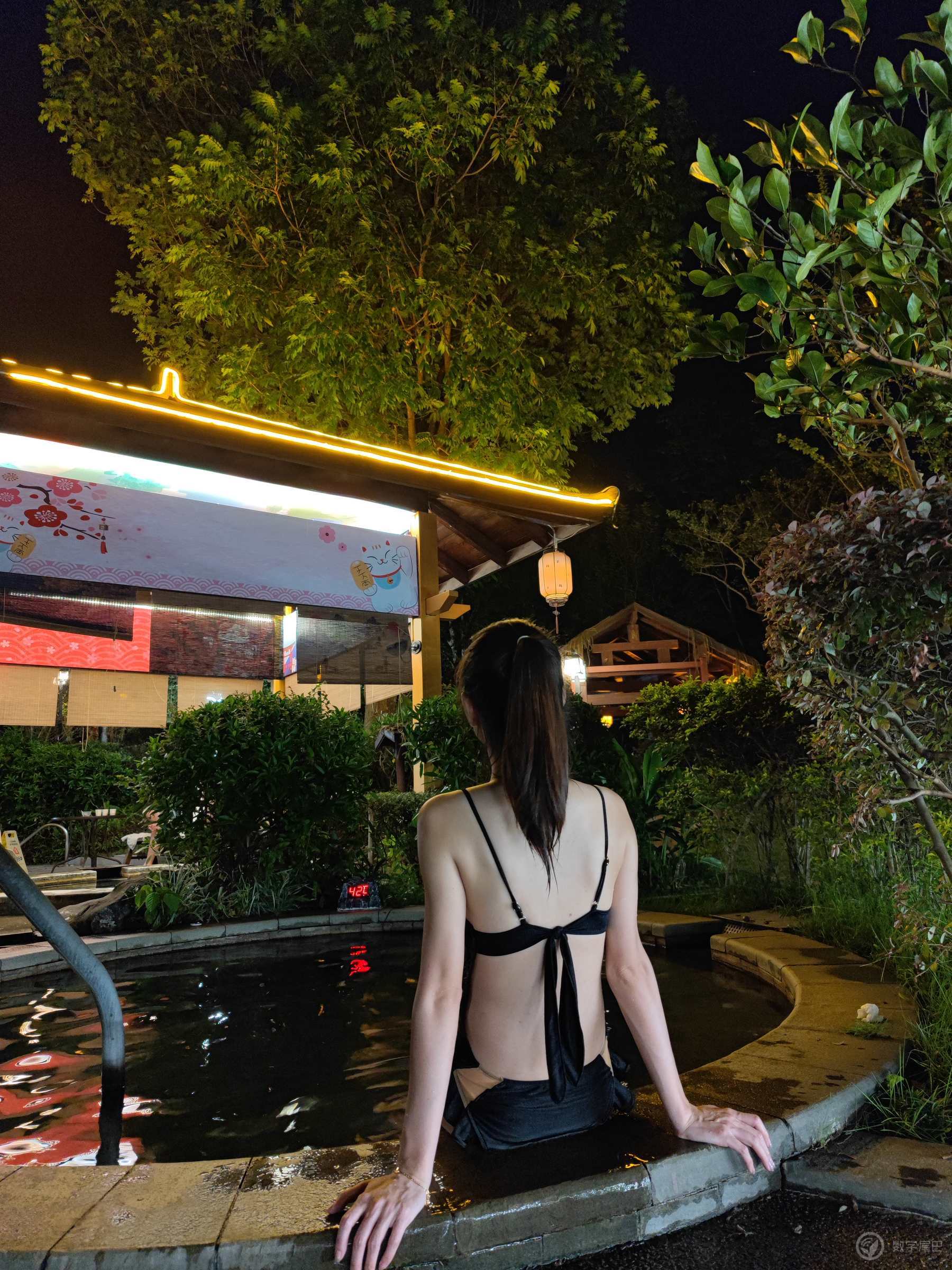 30几度的大热天泡温泉