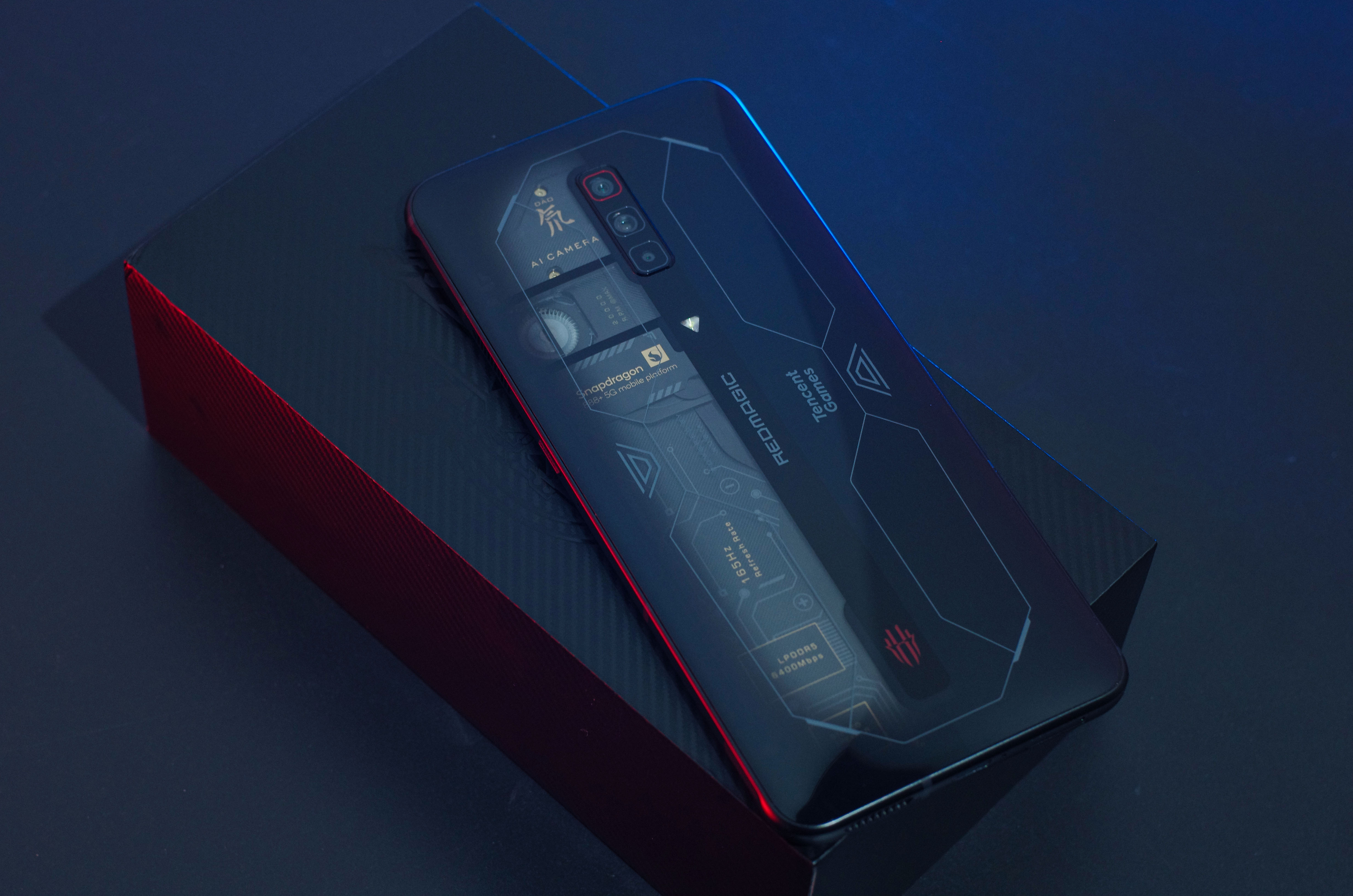红魔6S Pro评测：顶级散热配置 驯服骁龙888 Plus