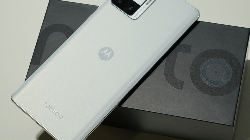 Moto X30 Pro评测：首发两亿像素的平价水桶旗舰