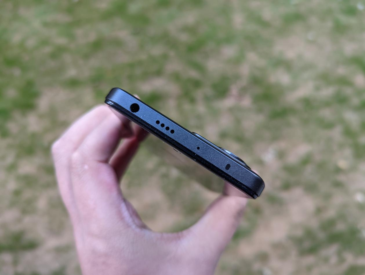 Redmi Note 12探索版评测：外观惊喜 210W闪充独孤求败