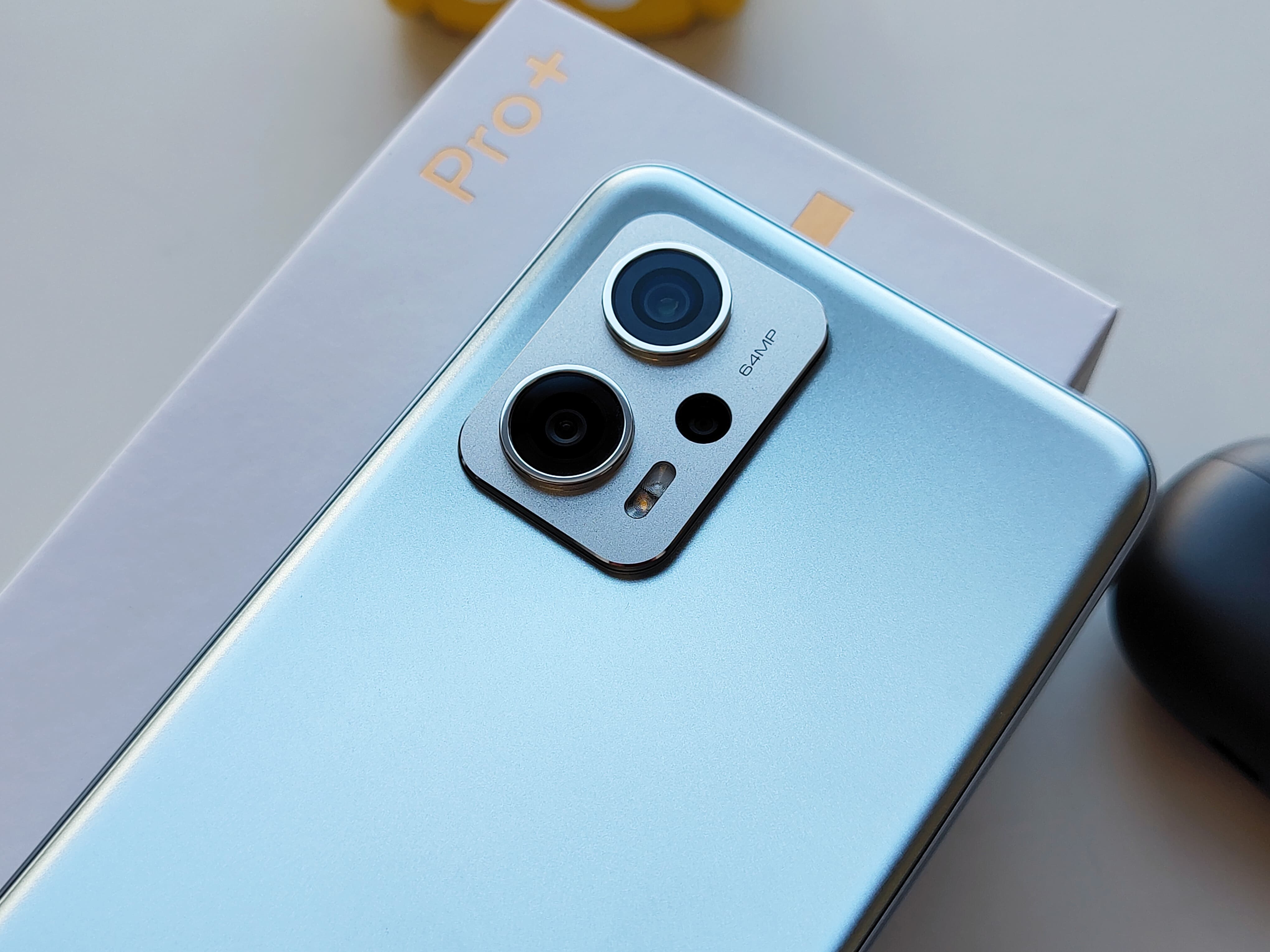 Redmi Note11T Pro+评测：中端机性能天花板 仅此一家