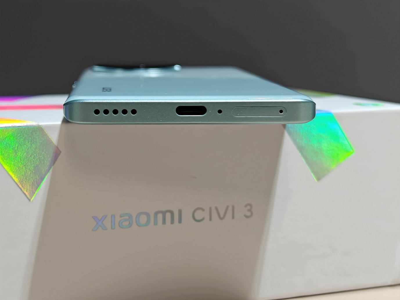 小米Civi 3评测：影像提升 性能飞跃 Civi3这次真站起来了