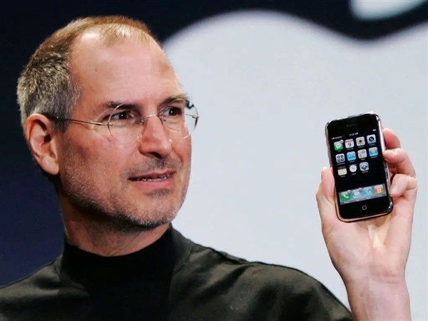 初代iPhone又被拍卖出神价 约112万
