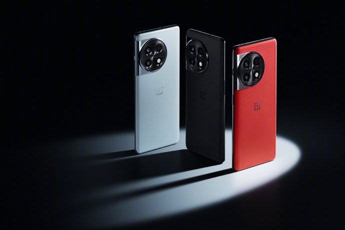 一加Ace2原神定制版标配18G内存！