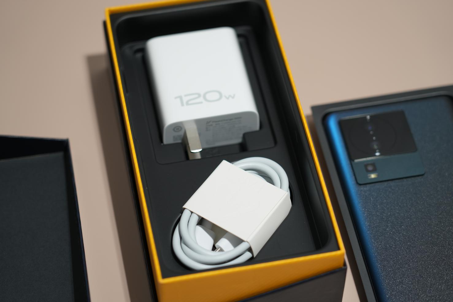 iQOO Neo7竞速版评测：换芯片真好使 骁龙8+还能再战一年