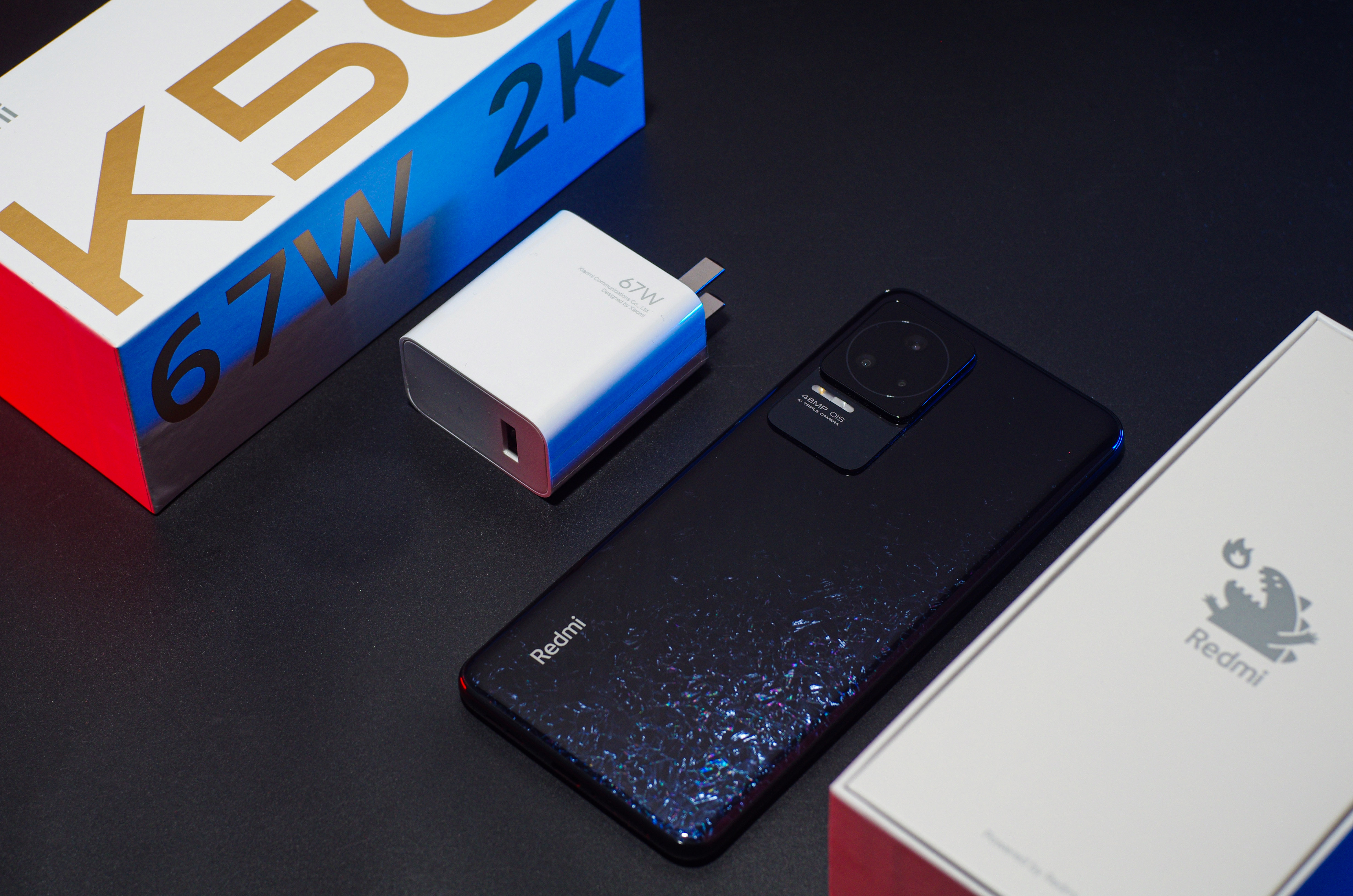 Redmi K50评测：2K直屏大圆满、天玑8100一战封神