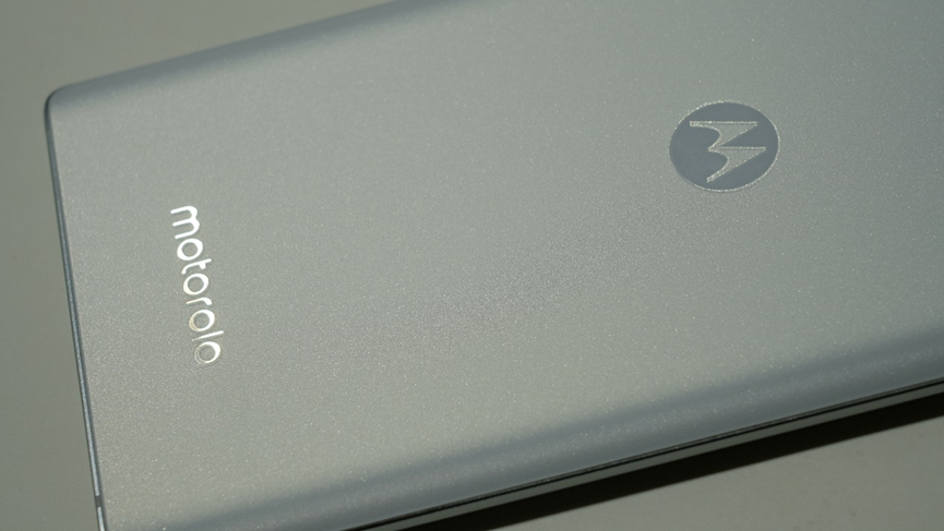 Moto X30 Pro评测：首发两亿像素的平价水桶旗舰