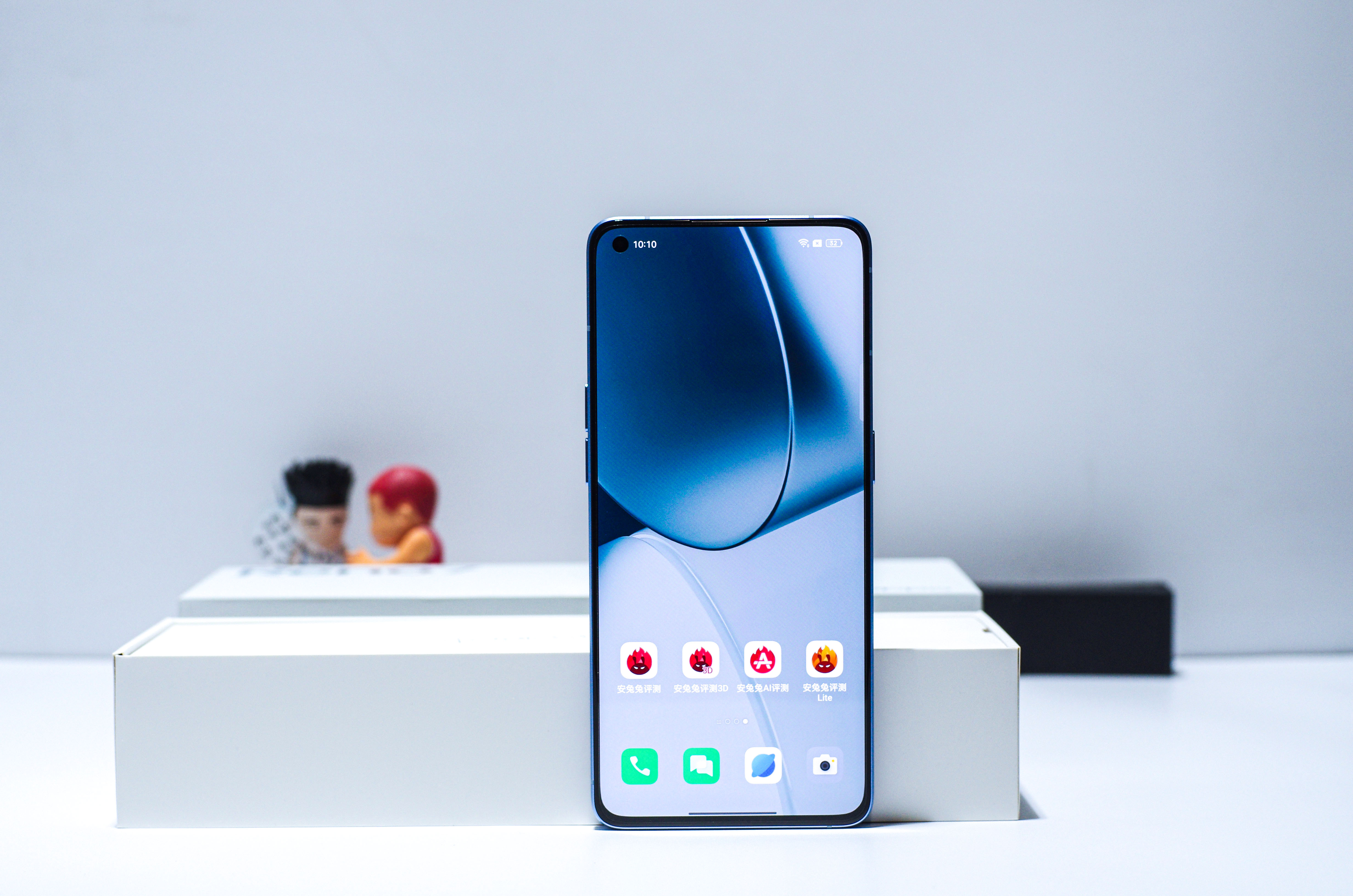 OPPO Reno7 Pro评测：焕然一新、收获芳心