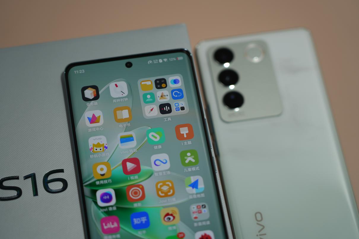 vivo S16系列评测：一面古典 一面科技