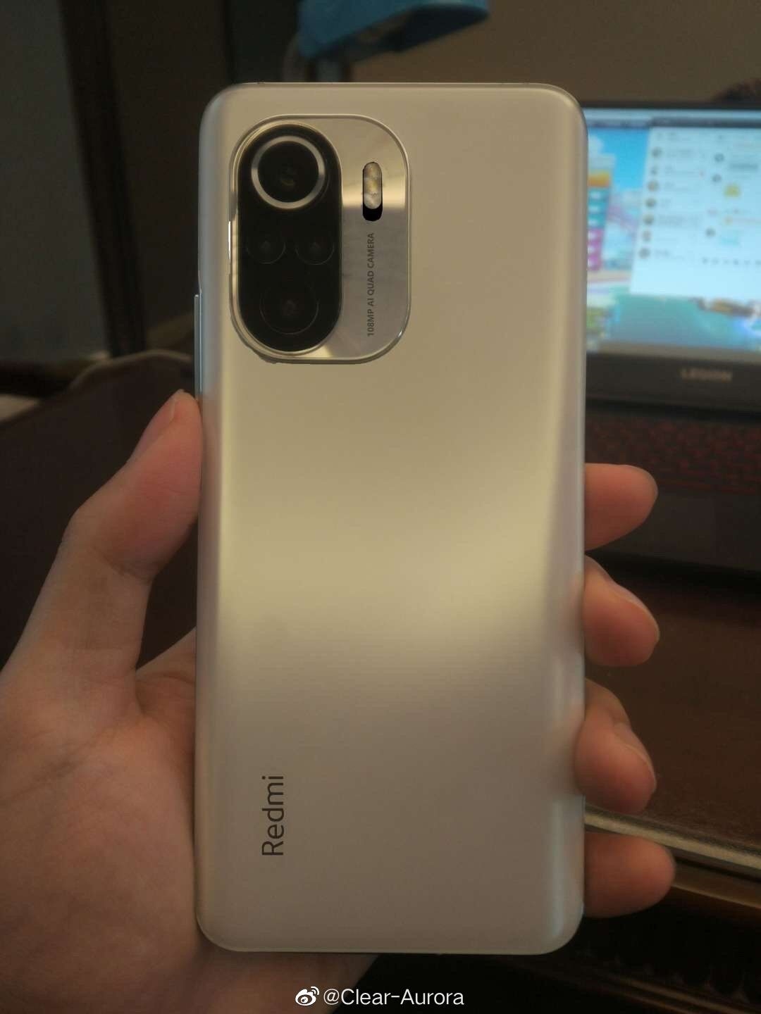 双旗舰齐发！Redmi K40系列真机曝光：传承小米11