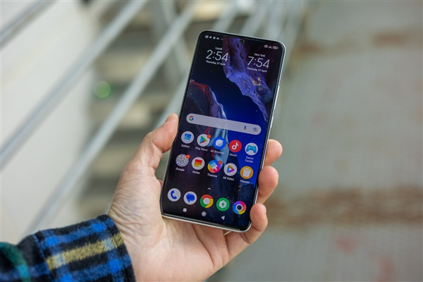 不是小米14 MIUI 15将由Redmi Note13首发