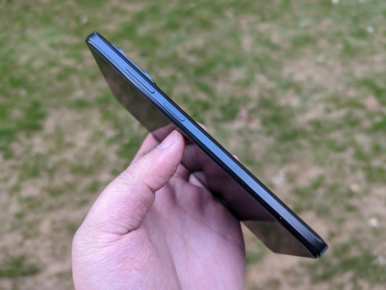Redmi Note 12探索版评测：外观惊喜 210W闪充独孤求败