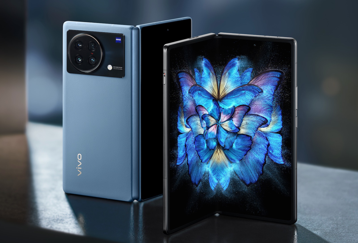 vivo X Fold+证件照流出 或为年度最强折叠屏