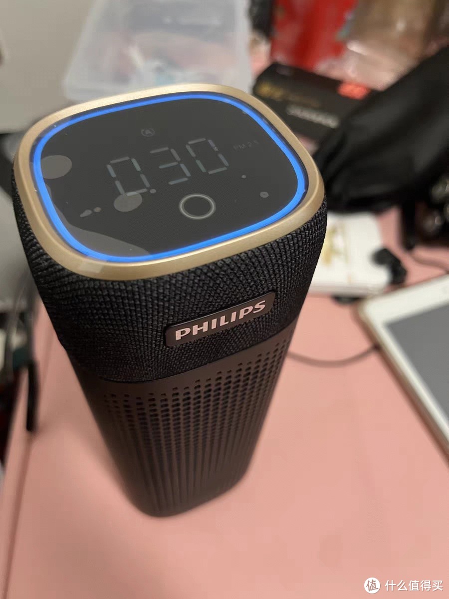 实用的车载空气净化器还不错