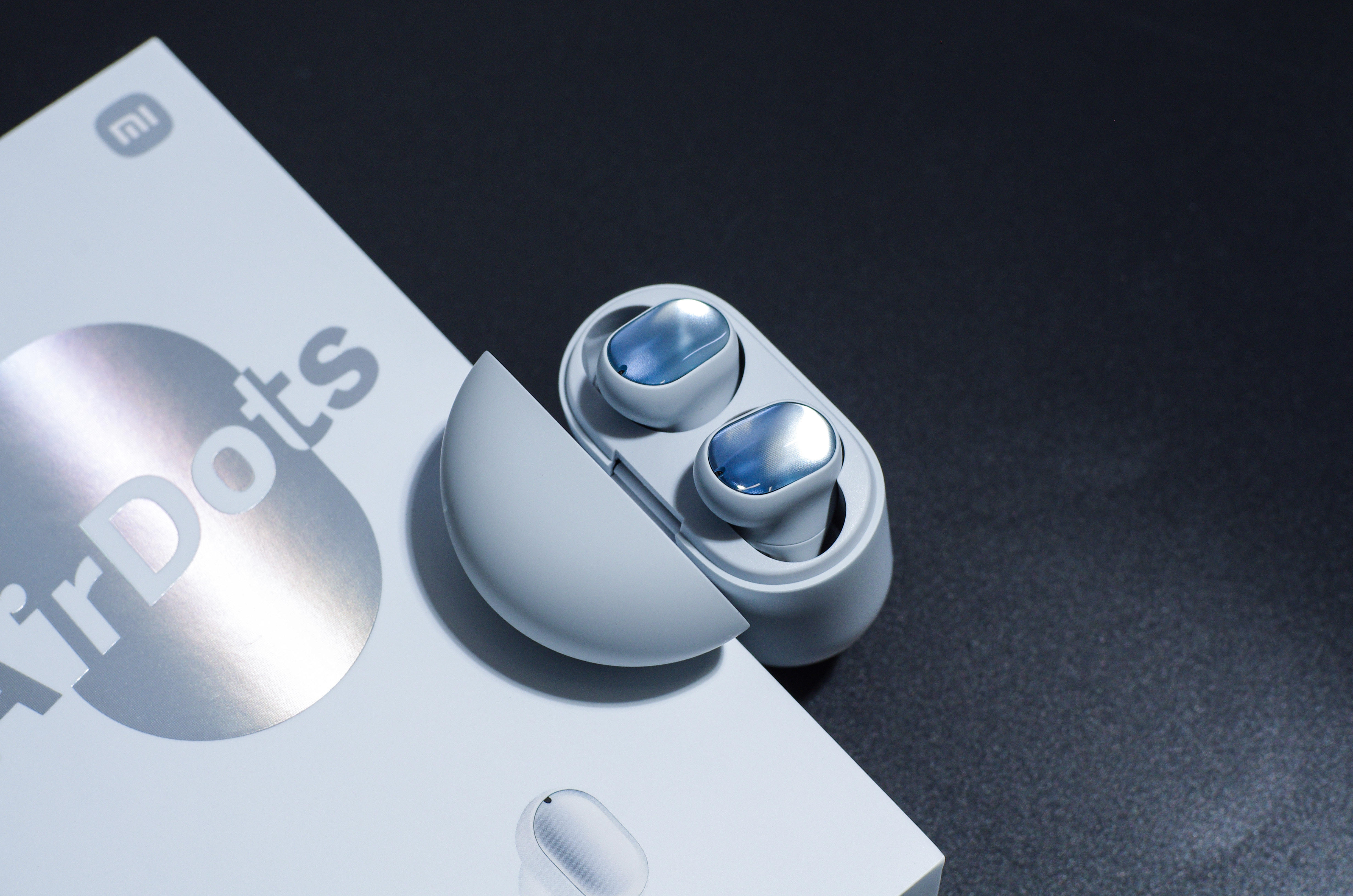 旗舰配置！Redmi AirDots 3 Pro评测：299元真香