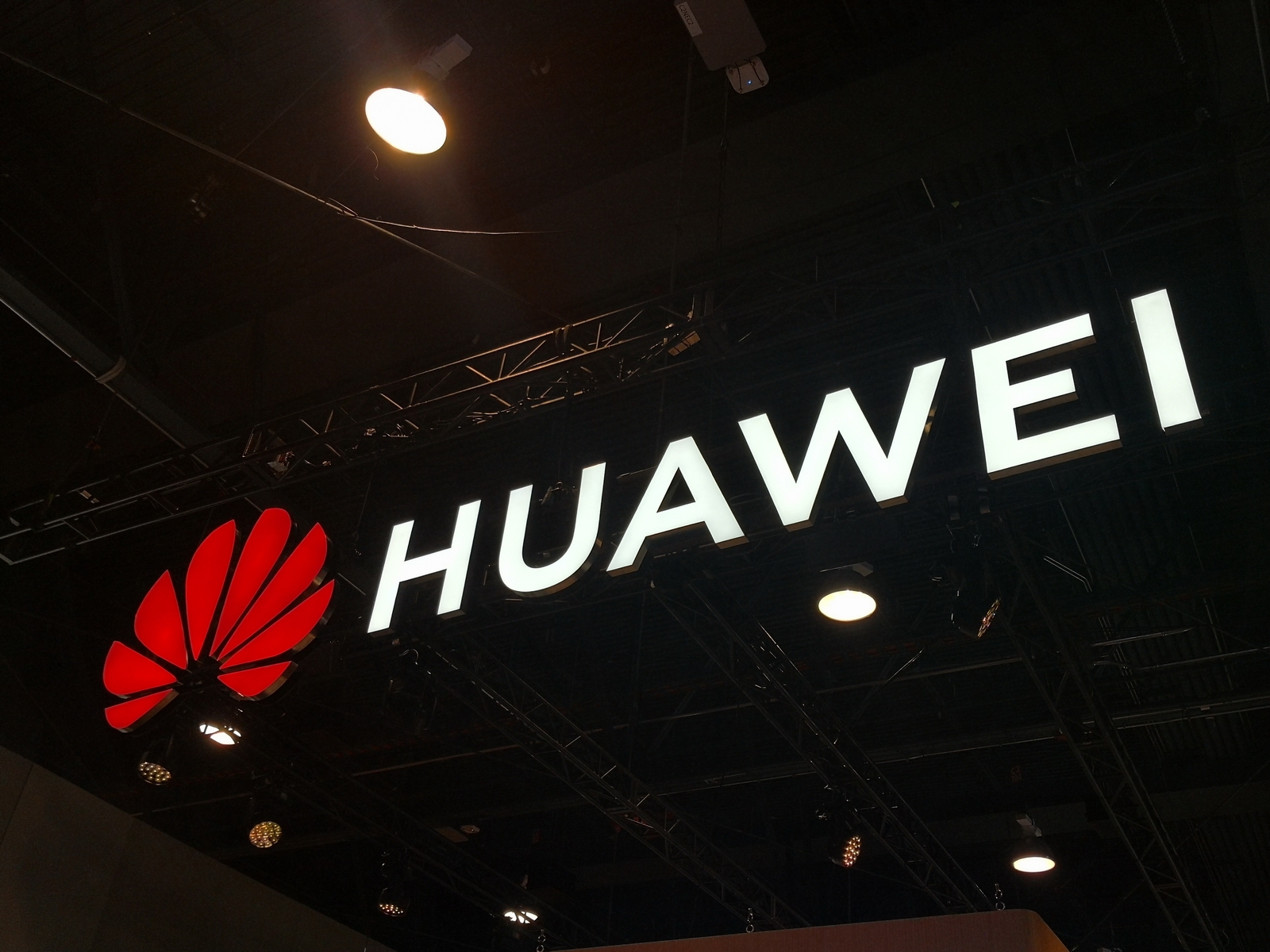 何时能买到华为5G手机？官方回应