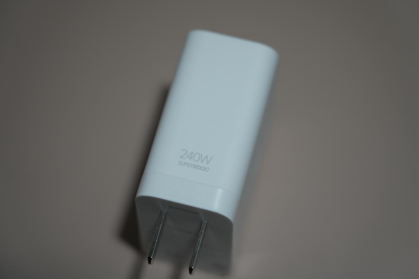 真我GT Neo5评测：还有谁？240W快充直接拉满极限
