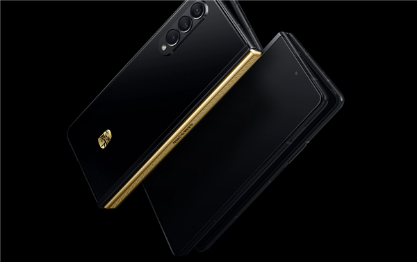 16999元 心系天下！三星W22 5G折叠屏新机发布