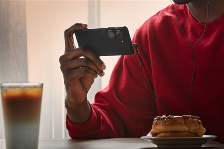 机器不错就是价格有点贵 华硕Zenfone 9正式发布