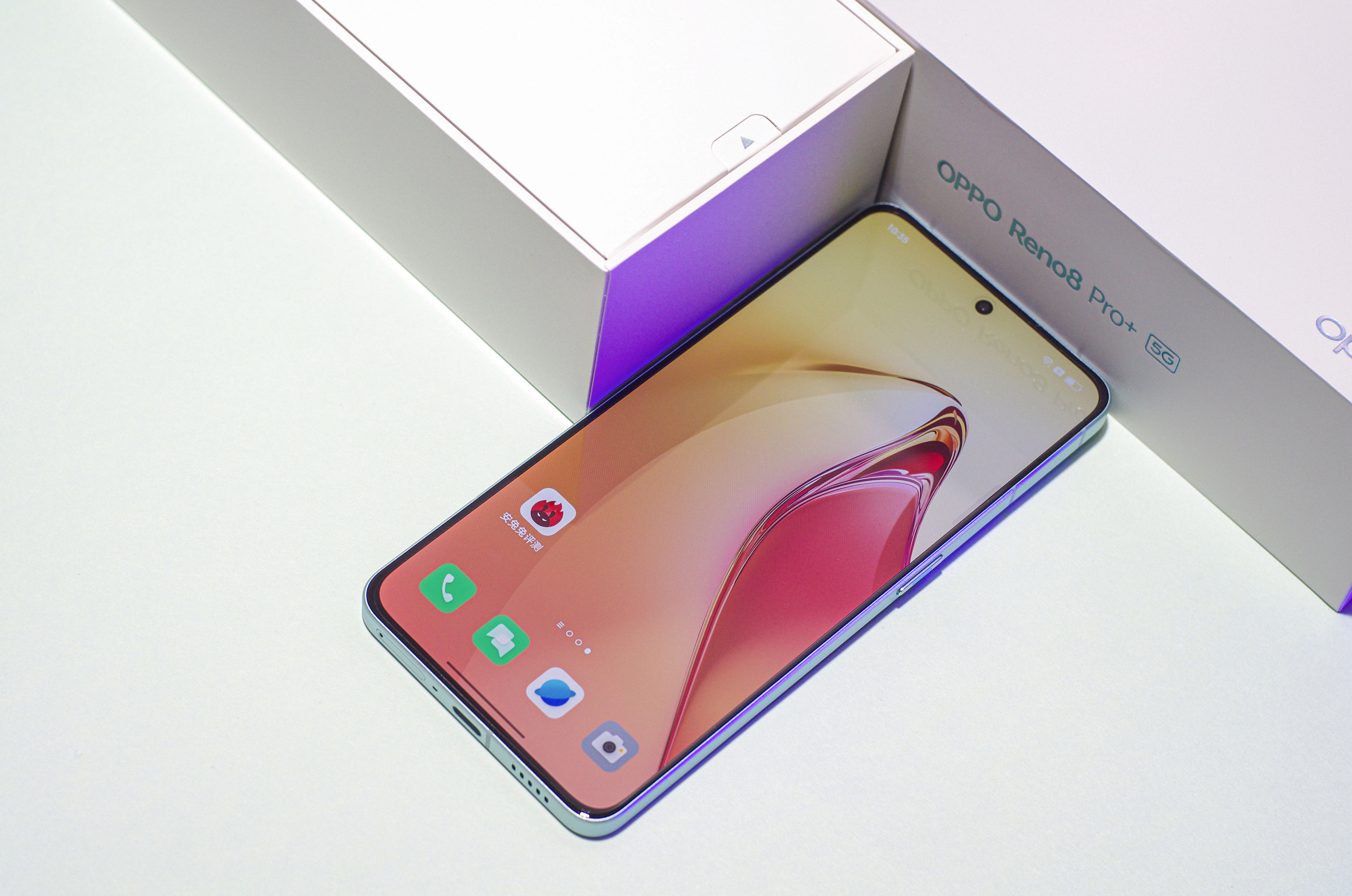 OPPO Reno 8 Pro+评测：精致如碧玉 有颜有双芯