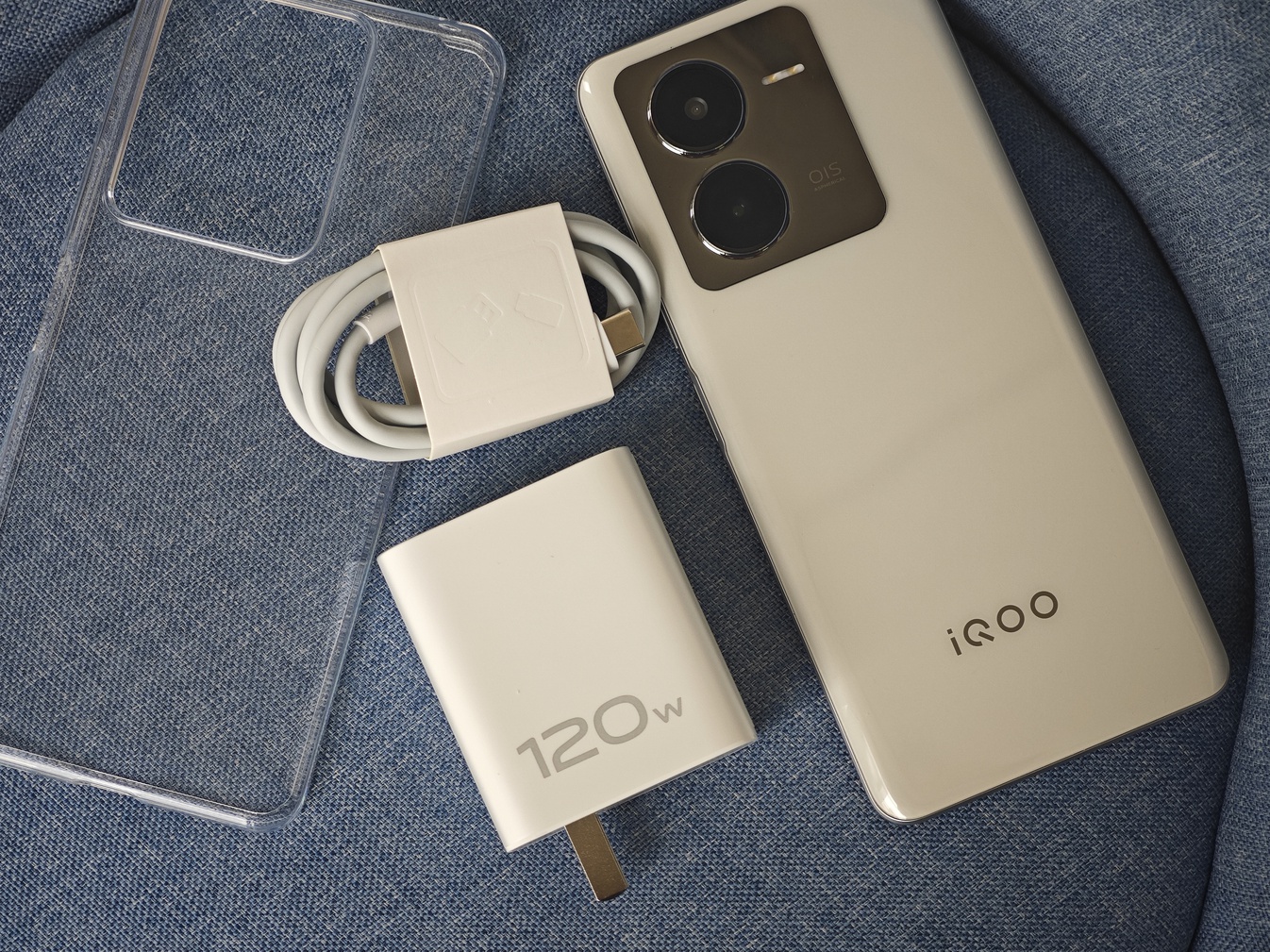 iQOO Z8评测：搭载LCD屏的性能小超人
