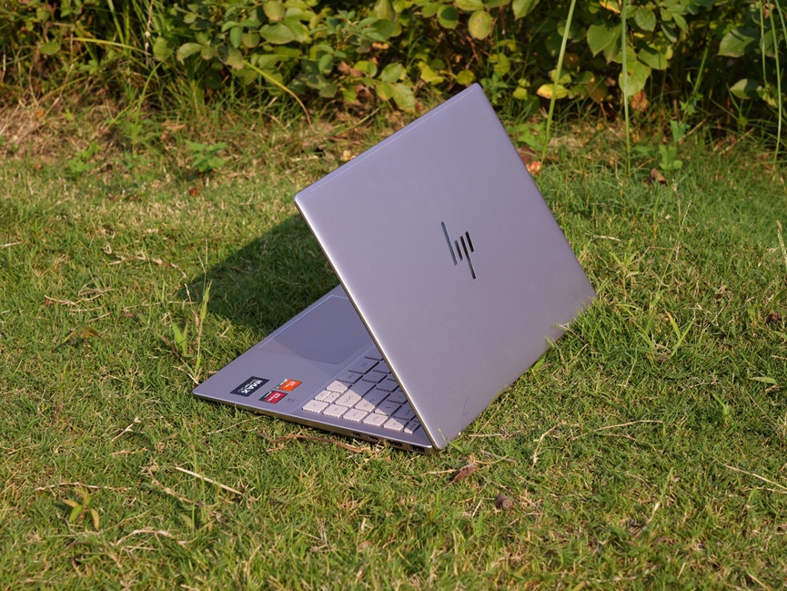5199拿下顶配 惠普星Book 14 Pro 锐龙版：R7 7840H+32GB+1TB