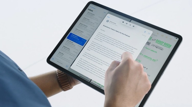 生产力暴涨 苹果iPadOS 15发布 增强多任务处理能力