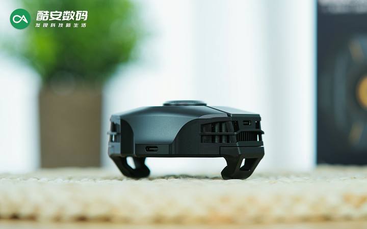 极摩客 K1 &amp; 极摩客 G1 · 图赏】