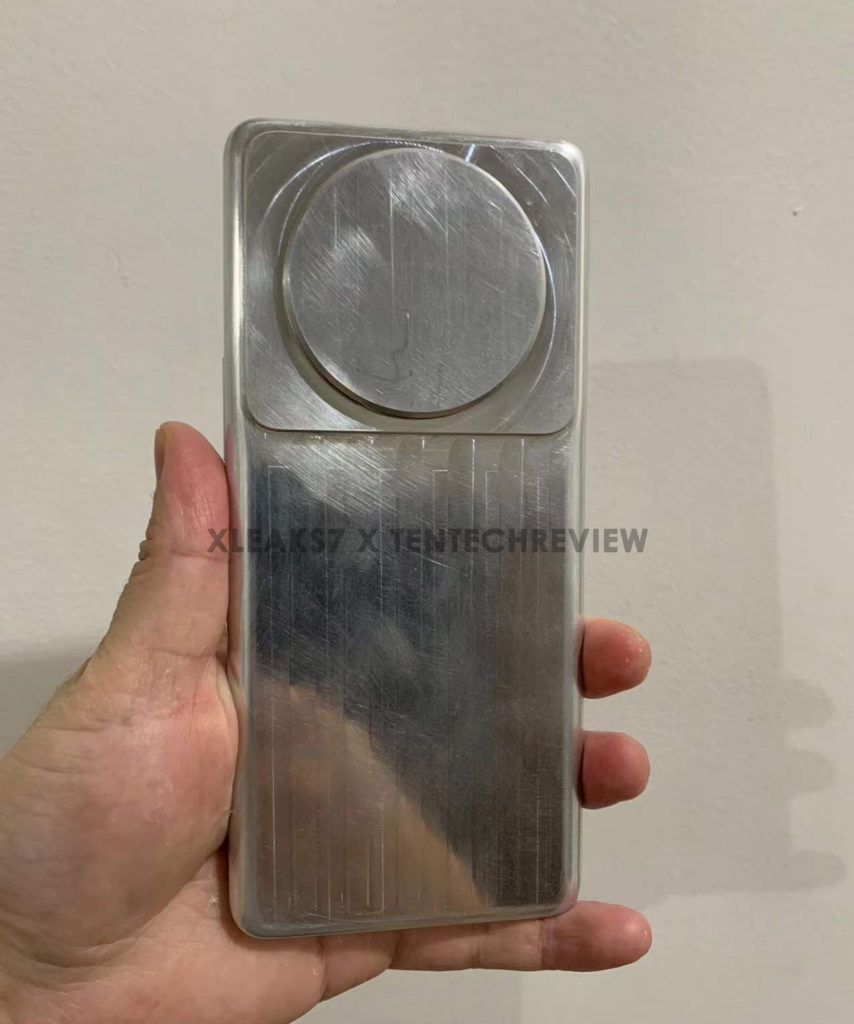 曝小米12 Ultra外形敲定：和小米12完全不一样