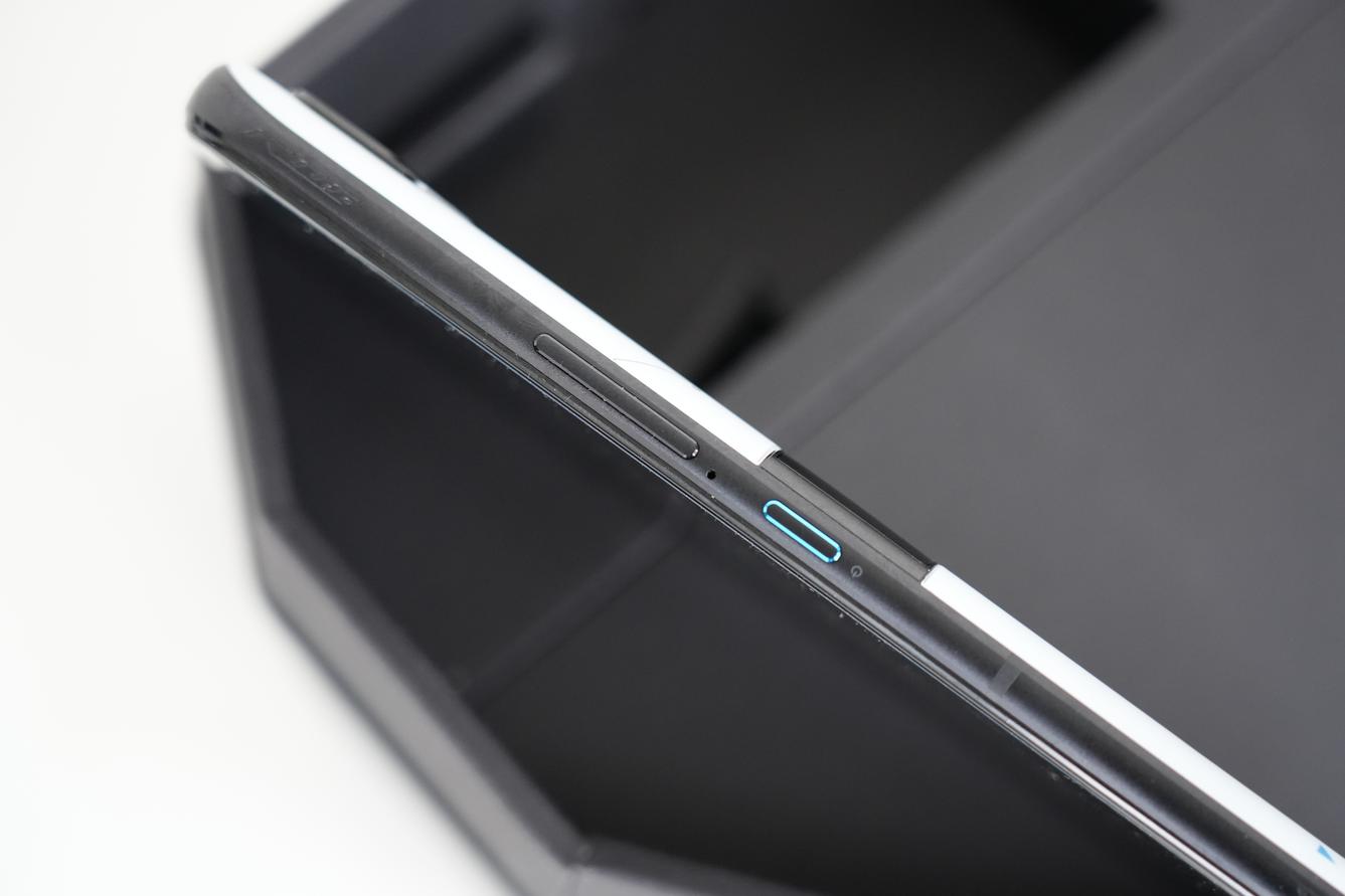 腾讯ROG 游戏手机7 Pro评测：骁龙8Gen2顶级之作 专属“外挂”再升级