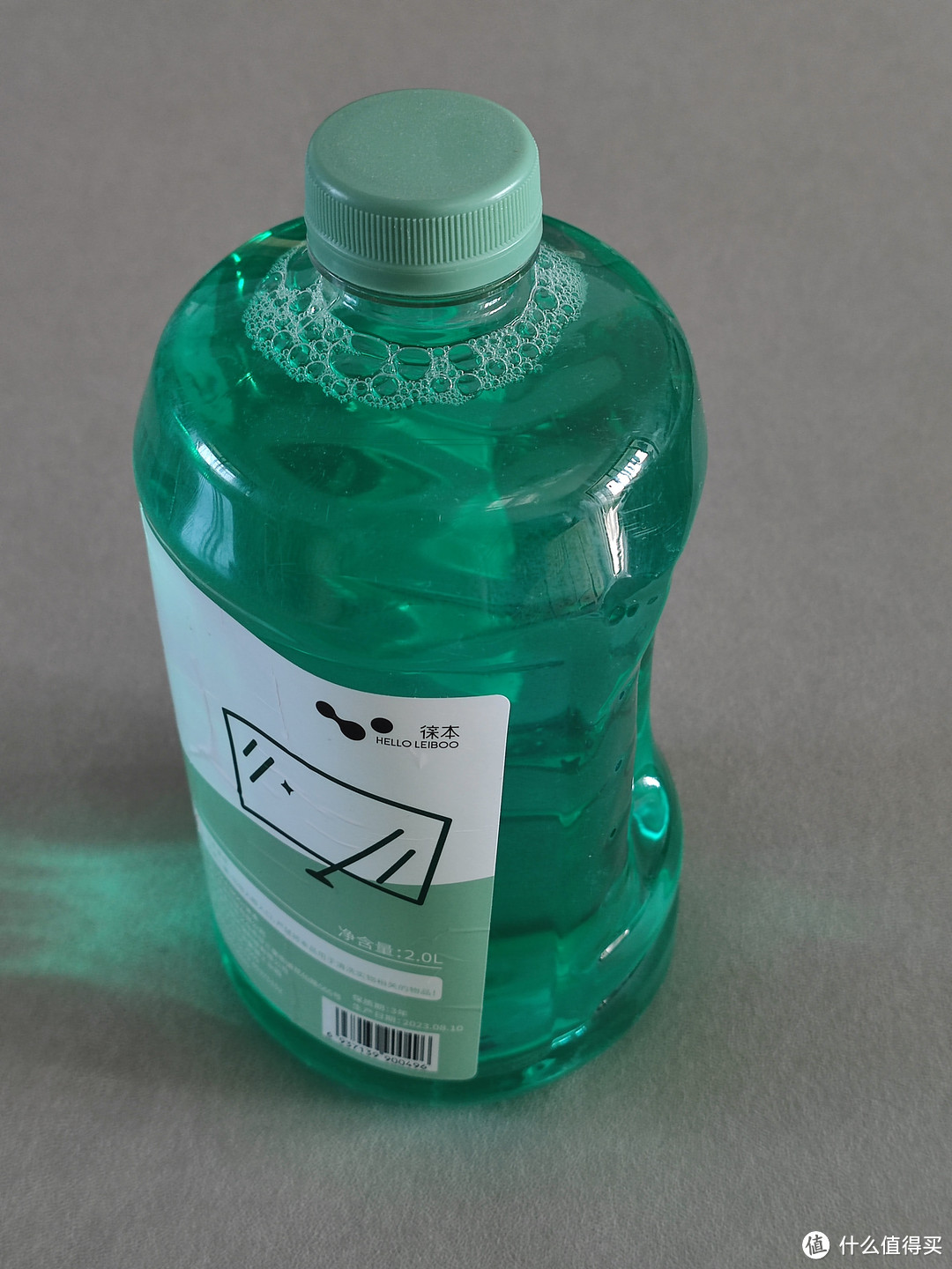 车辆玻璃总是模糊，可能是玻璃水没用对