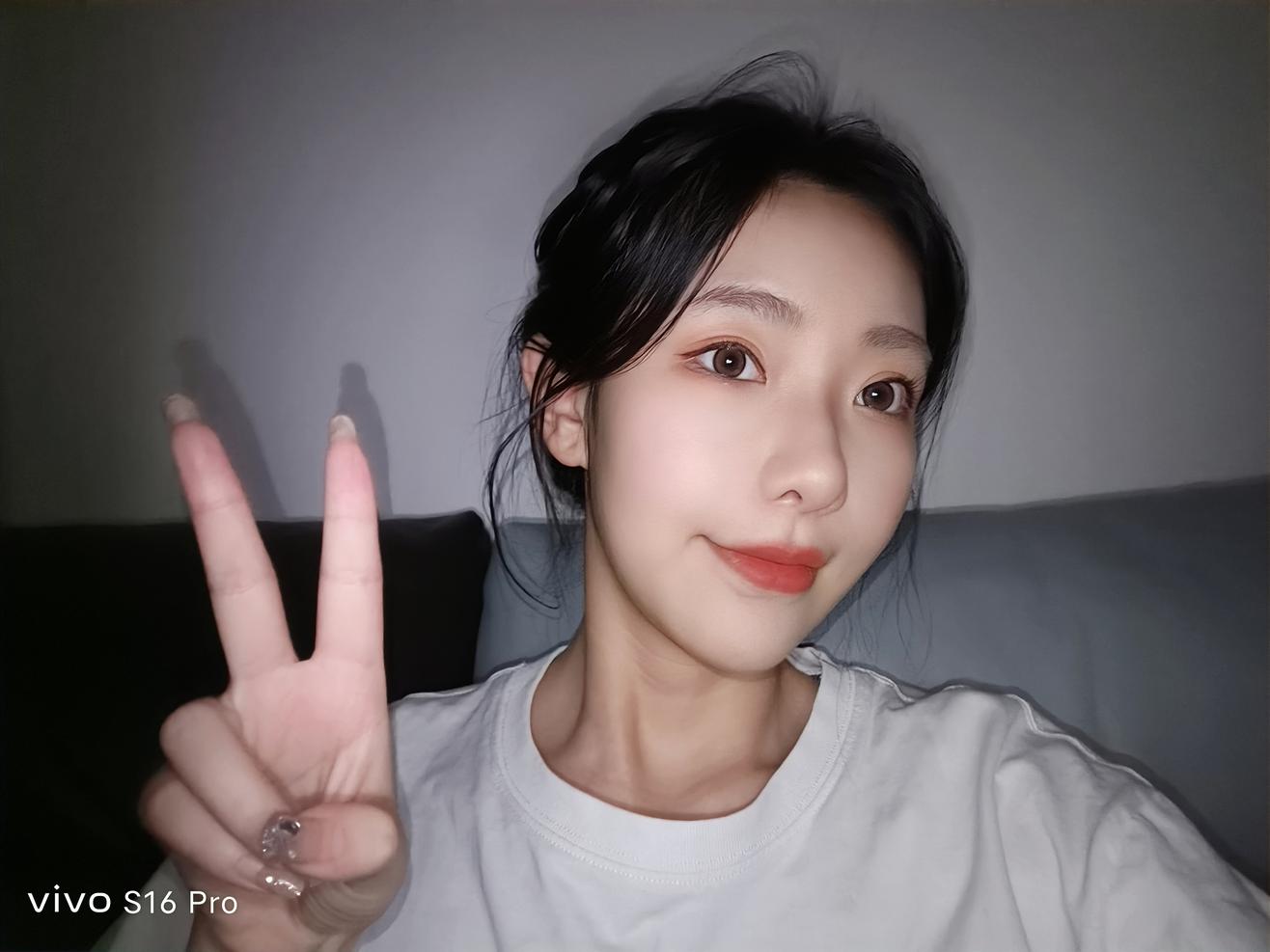 vivo S16系列评测：一面古典 一面科技