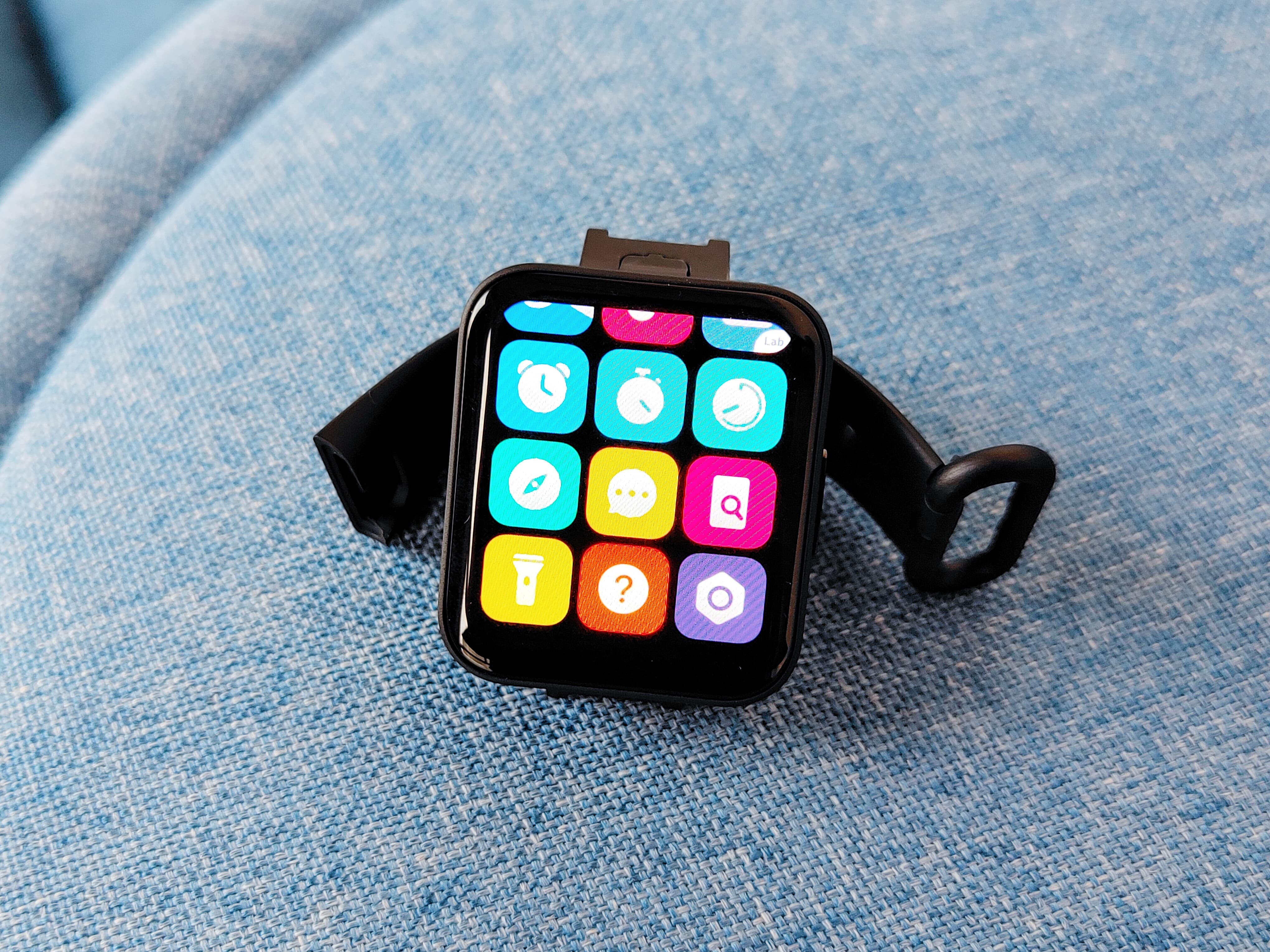 Redmi Watch2速评：仅需349元 大屏更智能