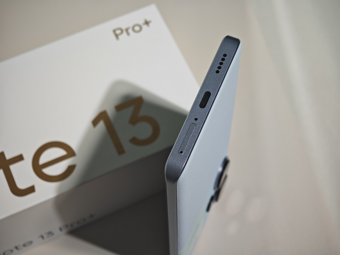 Note13 Pro+评测：旗舰的体验 中端的价格