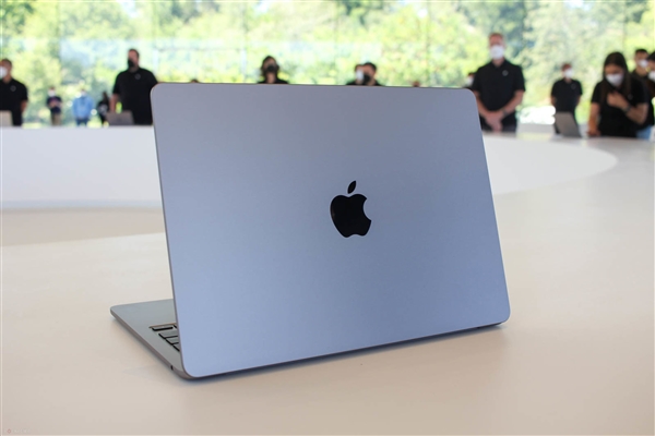 macOS Sonoma操作系统发布：苹果笔记本能玩《死亡搁浅了》