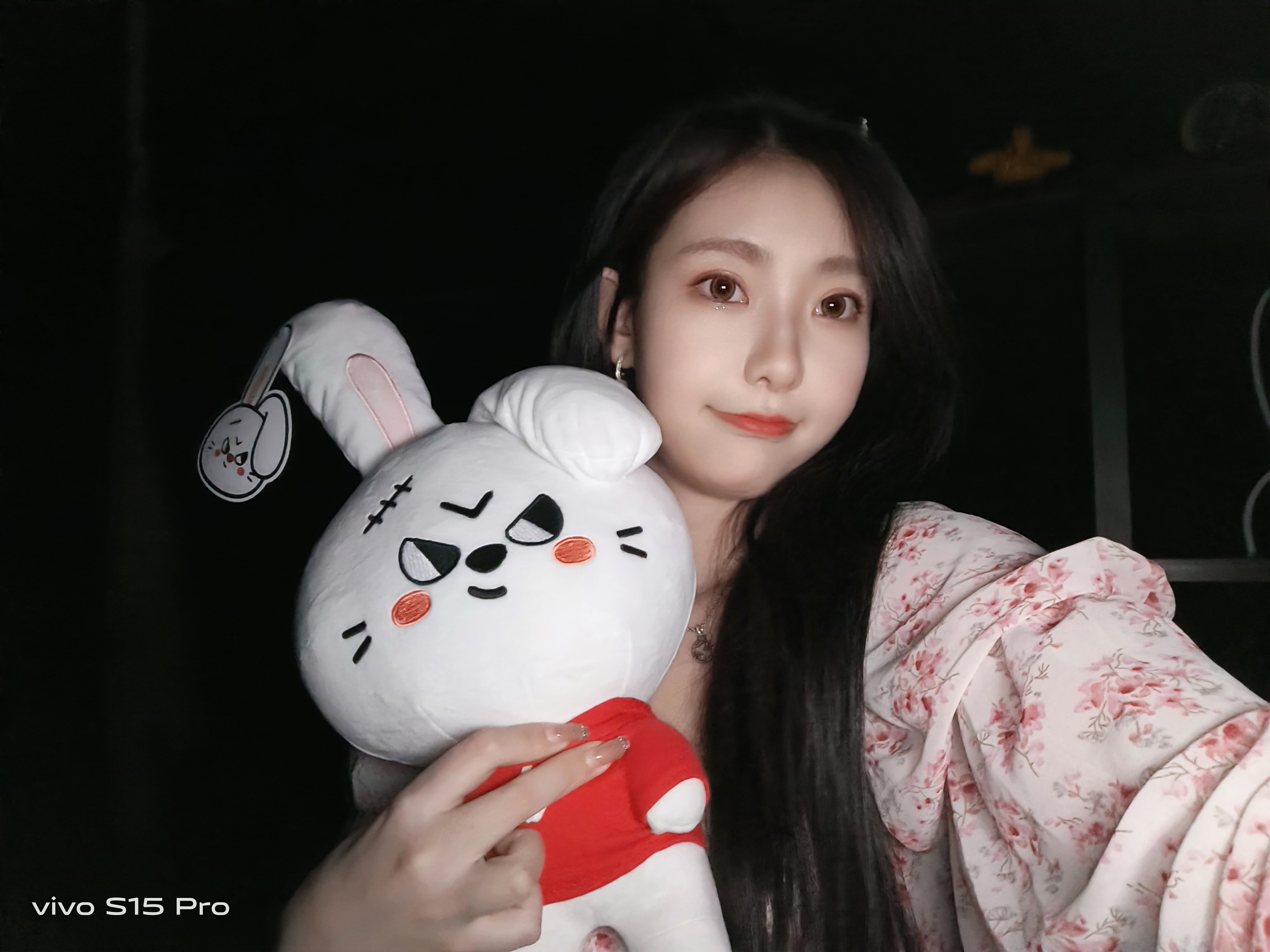 vivo S15系列首发测评：最不“S”的一代 却是最强的一代