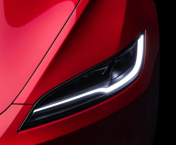 新款Model 3上架：换挡需要滑动屏幕操作 25.99万元起