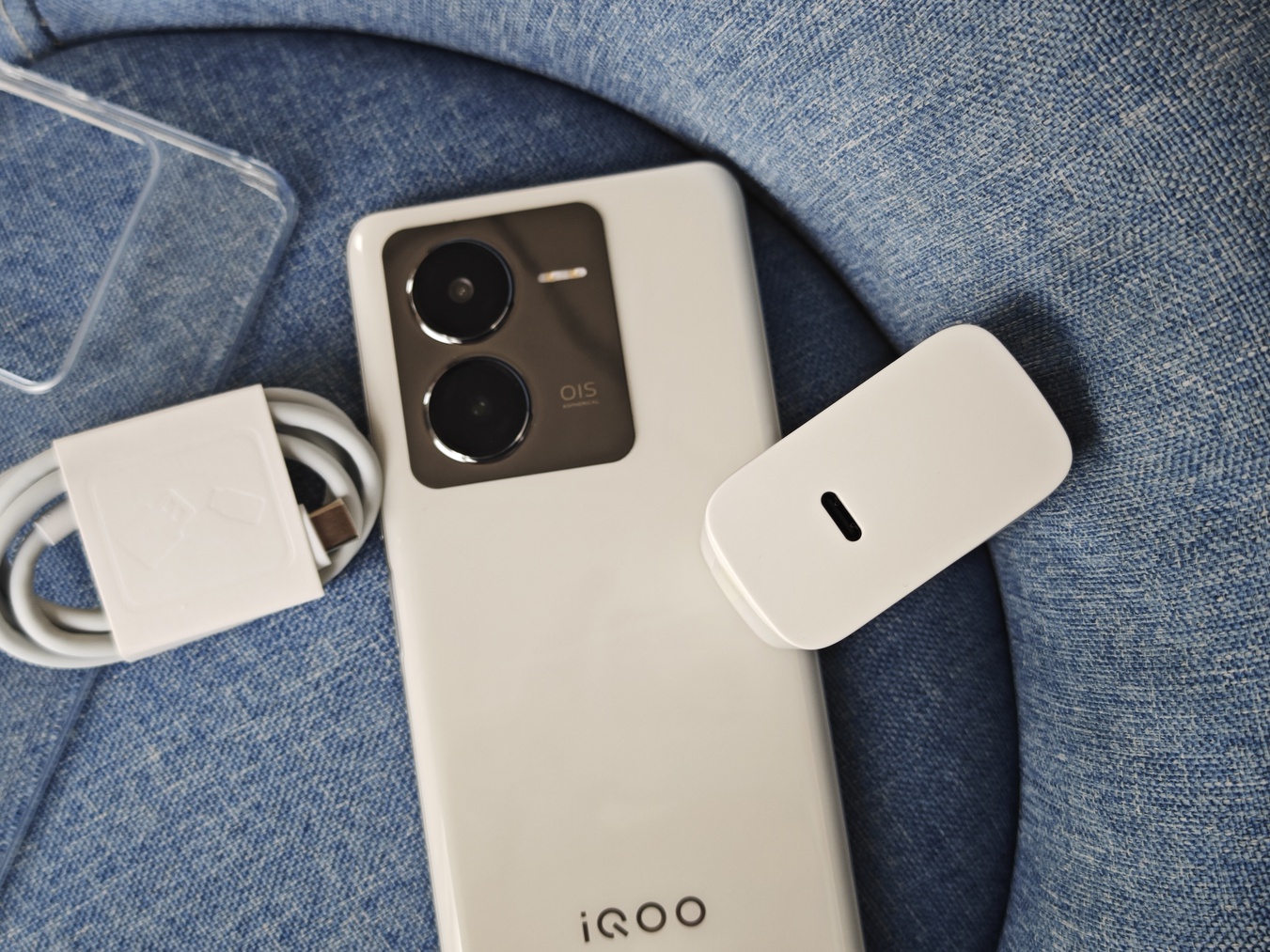 iQOO Z8评测：搭载LCD屏的性能小超人