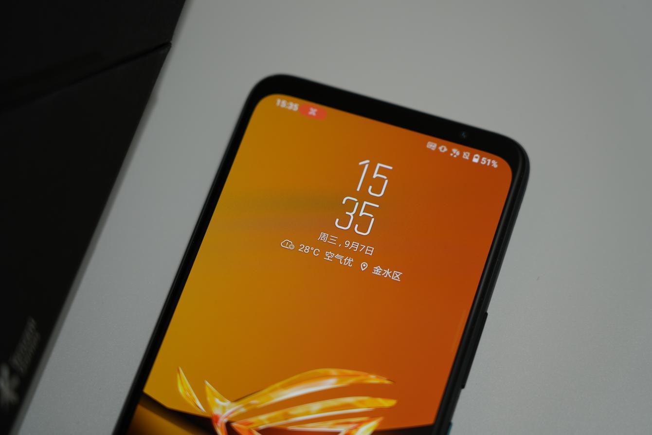 ROG6天玑至尊版评测：机身开天窗 我的散热就是刚